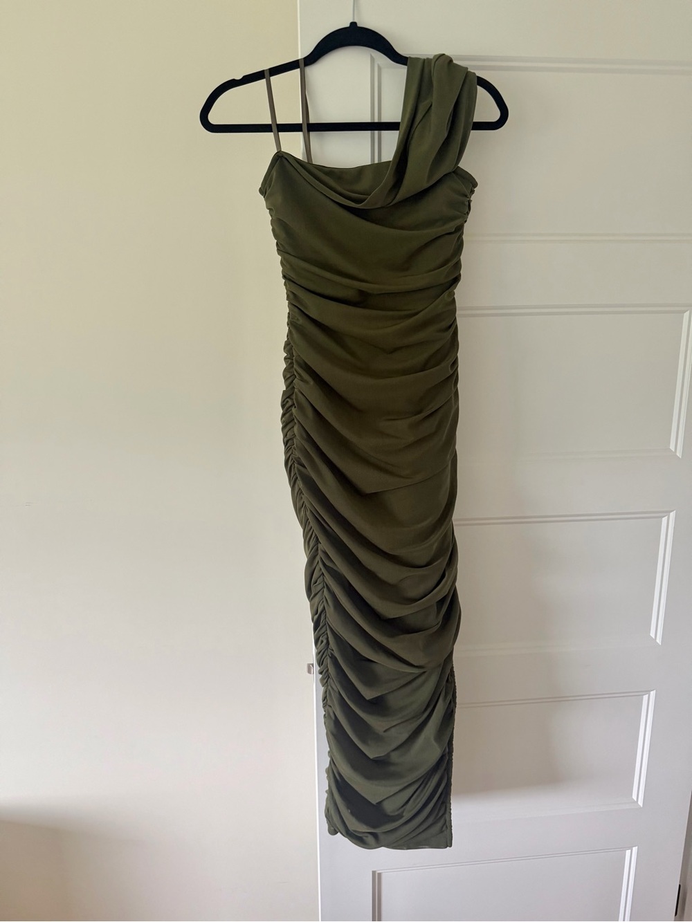 Elliatt Olive One-Shoulder Ruched Maxi Dress